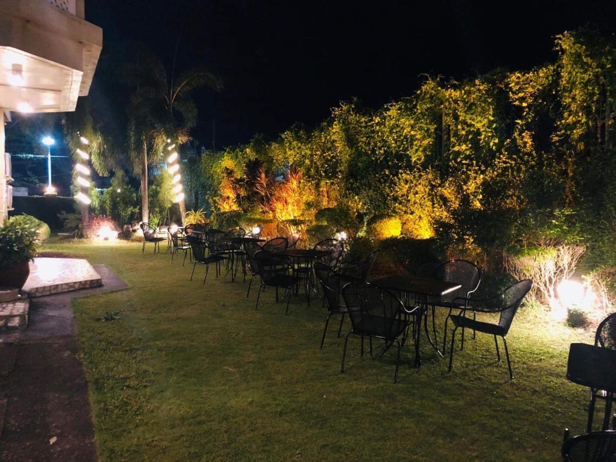 Citi Garden Suites Naga  Extérieur photo