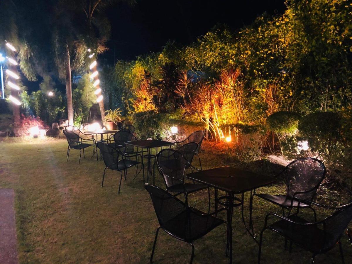 Citi Garden Suites Naga  Extérieur photo