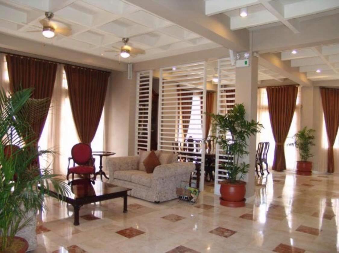 Citi Garden Suites Naga  Extérieur photo